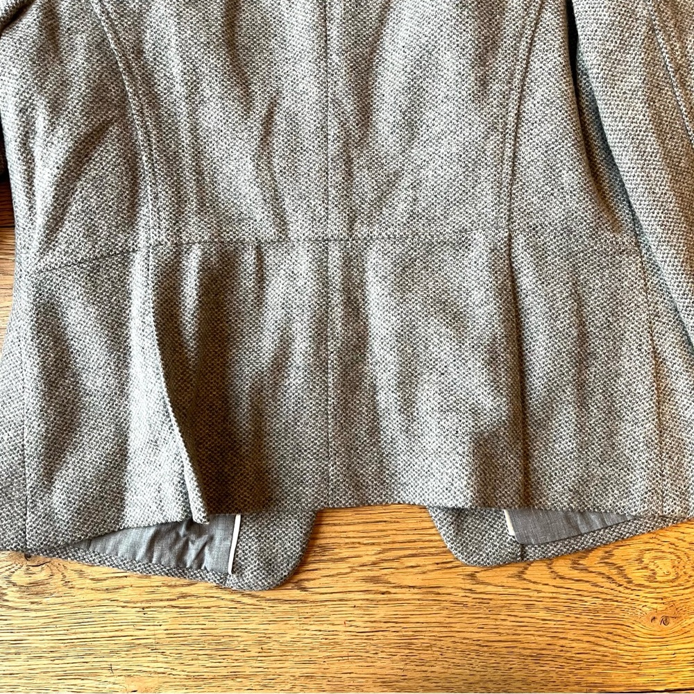Banana Republic Women’s Wool Blend Blazer Size 14 Jacket Gray Military Style - Picture 9 of 9